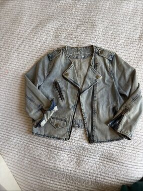 GAP 1969 Women's Light Wash Denim Moto Jacket - Blue